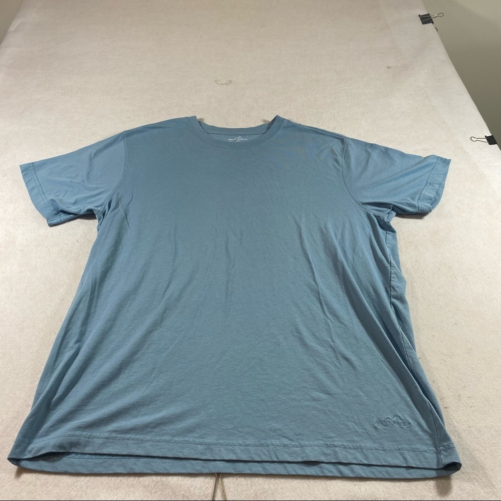 Eddie Bauer Shirt Men XL short sleeve light blue cotton blend mens T-shirt